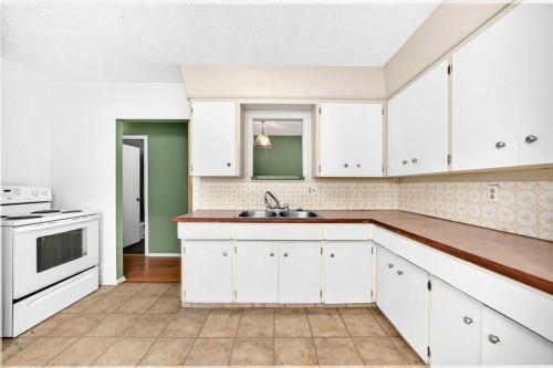 416/418 33 Avenue Ne, Calgary, AB 