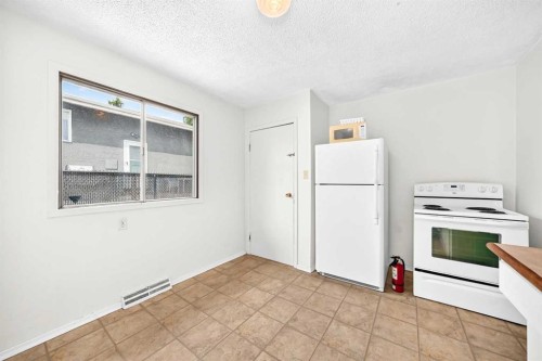 416/418 33 Avenue Ne, Calgary, AB 