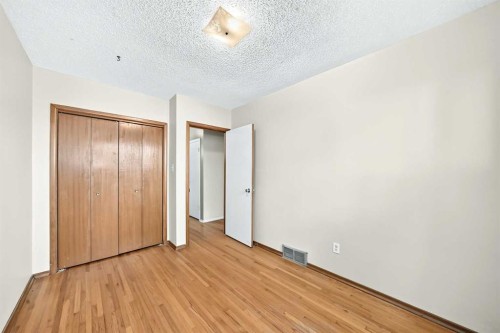 416/418 33 Avenue Ne, Calgary, AB 