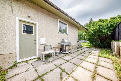 416/418 33 Avenue Ne, Calgary, AB 