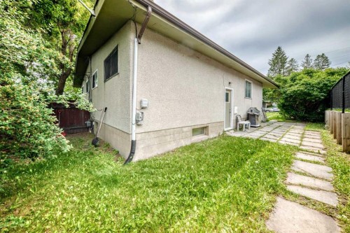 416/418 33 Avenue Ne, Calgary, AB 