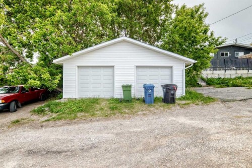416/418 33 Avenue Ne, Calgary, AB 