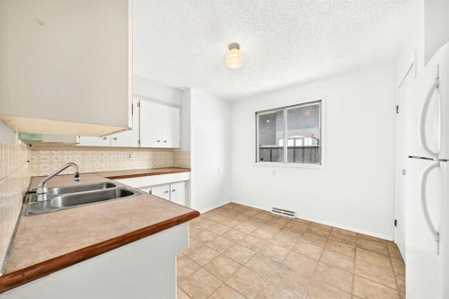 416/418 33 Avenue Ne, Calgary, AB 
