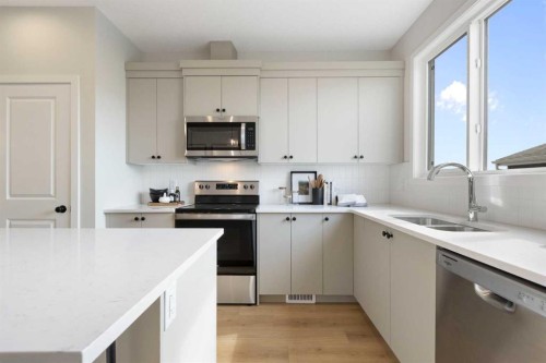 1441 Rangeview Drive Se, Calgary, AB 