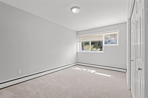 126-56 Hamlet Road Sw, Calgary, AB 