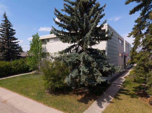 126-56 Hamlet Road Sw, Calgary, AB 