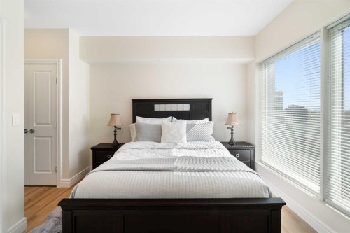 1906-910 5 Avenue Sw, Calgary, AB 