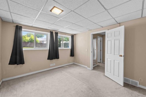 60 Ogmoor Crescent Se, Calgary, AB 