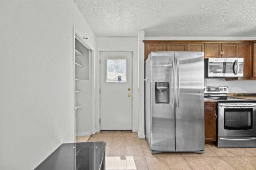 60 Ogmoor Crescent Se, Calgary, AB 