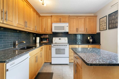 259 Woodside Circle Sw, Calgary, AB 