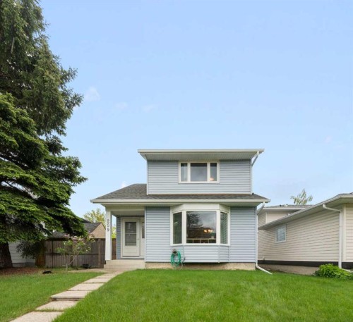 259 Woodside Circle Sw, Calgary, AB 