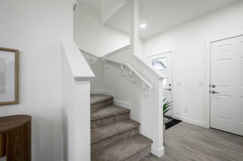 11 Heritage Point, Cochrane, AB 