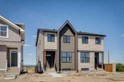 13 Hotchkiss Road SE Calgary, AB T3S 0T8