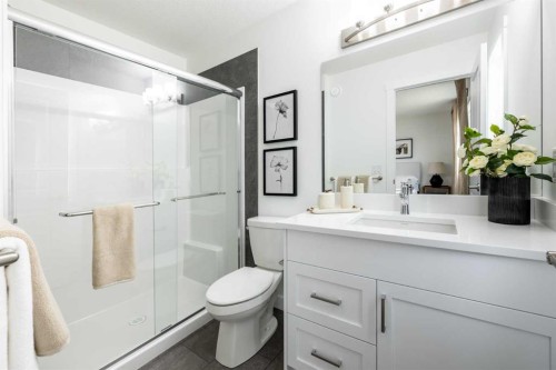 52 Heritage Manor, Cochrane, AB 