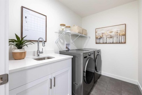 52 Heritage Manor, Cochrane, AB 