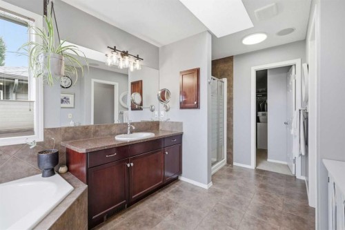 60 Auburn Sound Crescent Se, Calgary, AB 