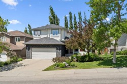 67 Hawkwood Drive NW Calgary, AB T3G 3H9