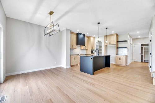 112 Lakewood Crescent, Strathmore, AB 