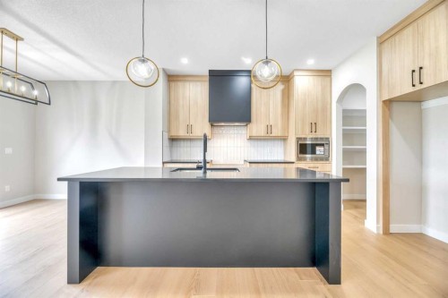 112 Lakewood Crescent, Strathmore, AB 