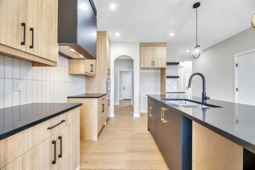 112 Lakewood Crescent, Strathmore, AB 