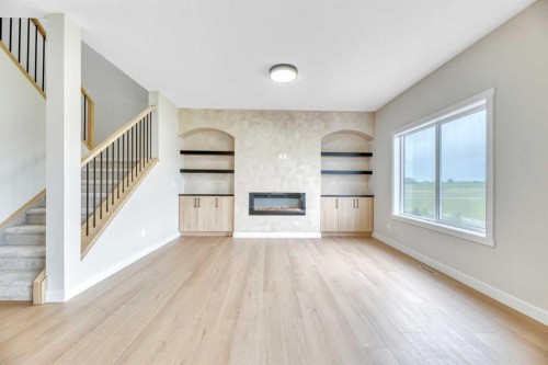 112 Lakewood Crescent, Strathmore, AB 