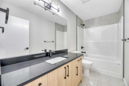 112 Lakewood Crescent, Strathmore, AB 