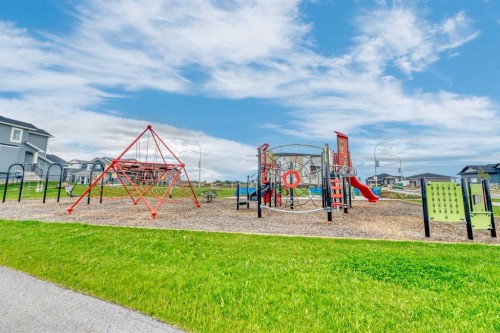 112 Lakewood Crescent, Strathmore, AB 