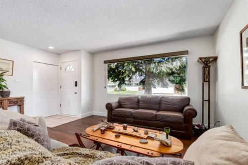9559 Assiniboine Road Se, Calgary, AB 