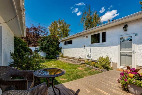 9559 Assiniboine Road Se, Calgary, AB 