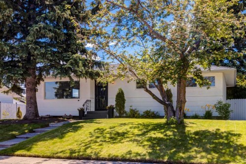 9559 Assiniboine Road Se, Calgary, AB 