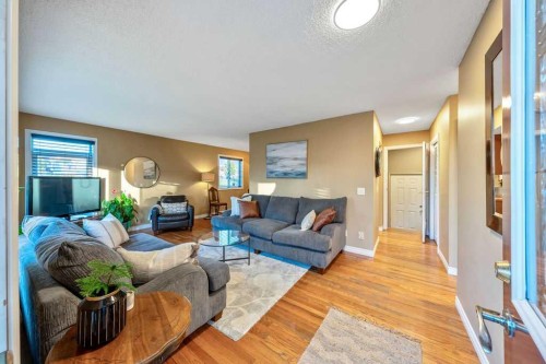 71 Templeson Road Ne, Calgary, AB 