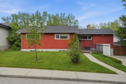 1508 Windsor Street NW Calgary, AB T2N 3X3