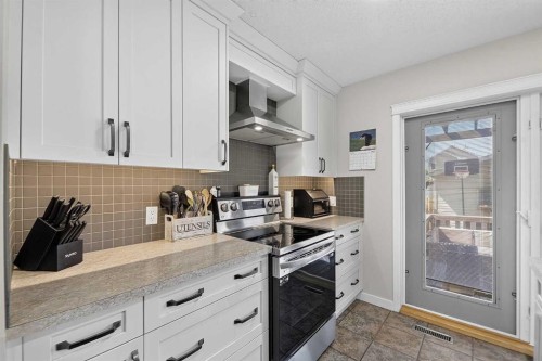 121 Prestwick Park Se, Calgary, AB 
