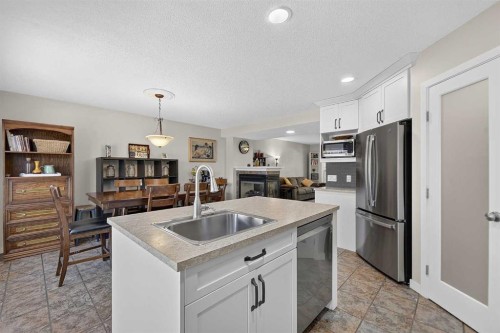 121 Prestwick Park Se, Calgary, AB 