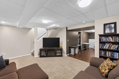 121 Prestwick Park Se, Calgary, AB 