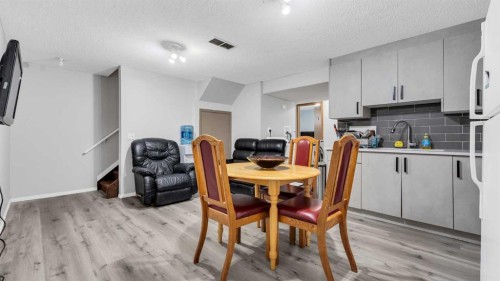 187 Coral Springs Circle Ne, Calgary, AB 