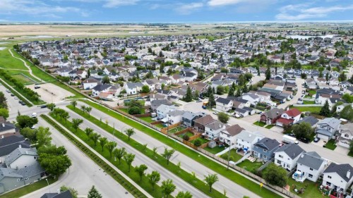 187 Coral Springs Circle Ne, Calgary, AB 