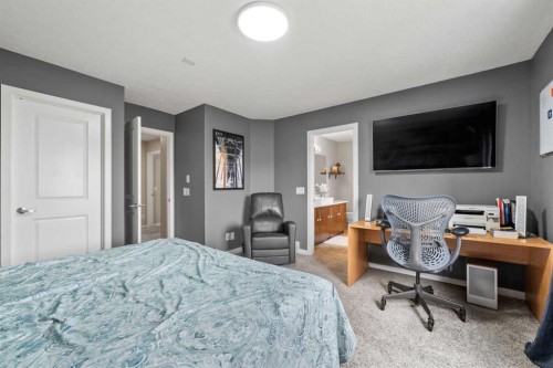 26 Walden Court Se, Calgary, AB 