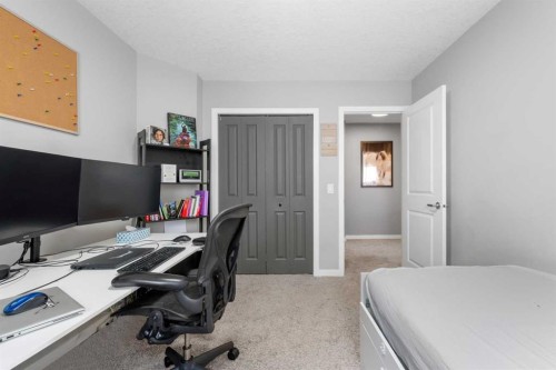 26 Walden Court Se, Calgary, AB 