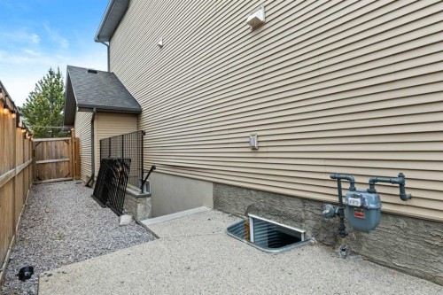 26 Walden Court Se, Calgary, AB 