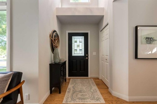 37 Douglasview Circle Se, Calgary, AB 
