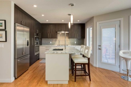 37 Douglasview Circle Se, Calgary, AB 