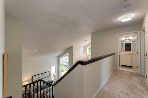 37 Douglasview Circle Se, Calgary, AB 