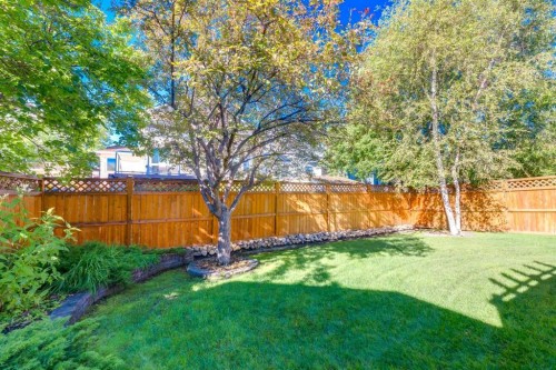 37 Douglasview Circle Se, Calgary, AB 