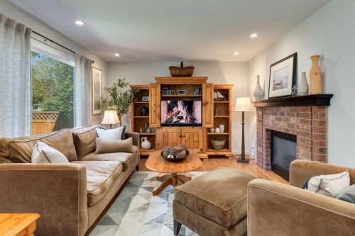 37 Douglasview Circle Se, Calgary, AB 