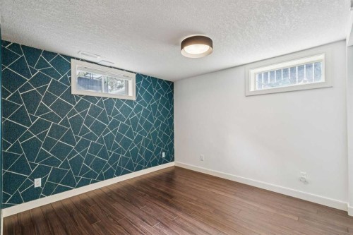 63 Hogarth Crescent Sw, Calgary, AB 