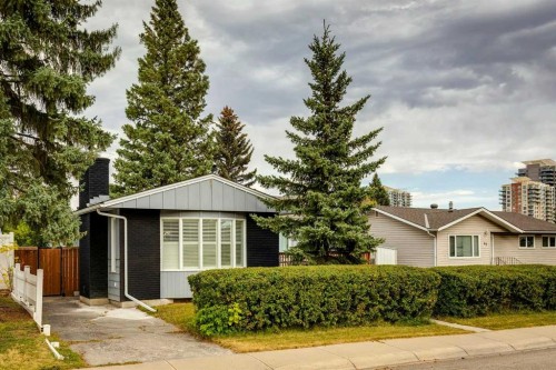 63 Hogarth Crescent Sw, Calgary, AB 