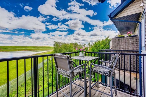 88 New Brighton Point Se, Calgary, AB 