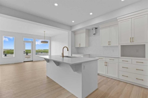 138 Corner Glen Square Ne, Calgary, AB 