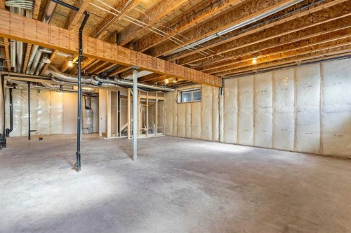 138 Corner Glen Square Ne, Calgary, AB 